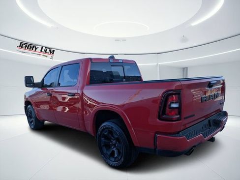 Used 2025 RAM 1500 Big Horn AWD/4WD image 5