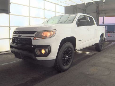 Used 2022 Chevrolet Colorado LT w/ Trail Boss Package image 2