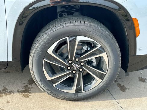 New 2026 Buick Enclave Sport Touring image 10