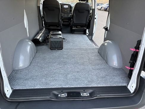 Used 2023 Mercedes-Benz Metris Cargo image 17