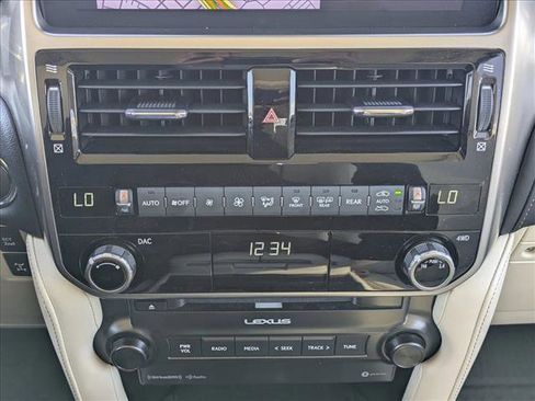 Used 2023 Lexus GX 460 Premium image 17