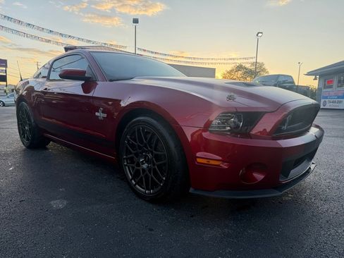 Used 2014 Ford Mustang Shelby GT500 w/ Equipment Group 821A RWD image 3