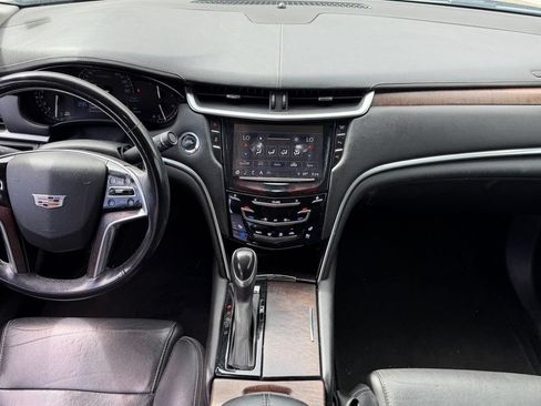 Used 2018 Cadillac XTS Luxury FWD image 9