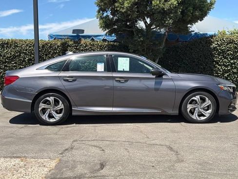 Certified 2018 Honda Accord EX image 3