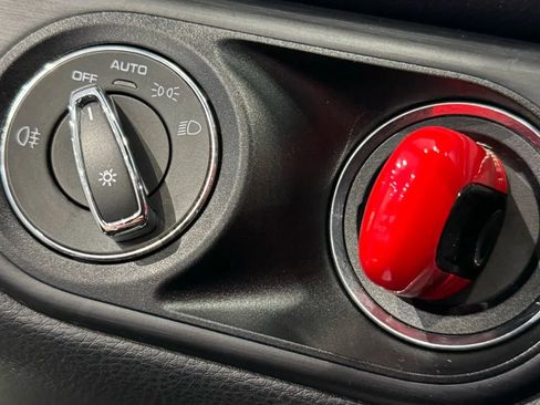 Used 2018 Porsche 718 Cayman GTS image 19