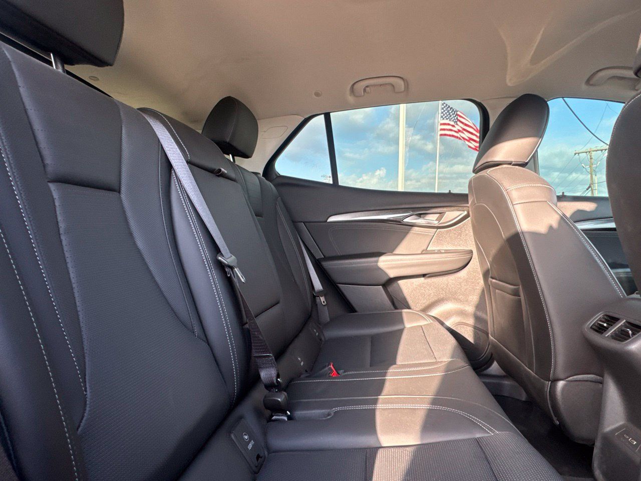 Used 2024 Buick Envision Preferred AWD/4WD image 32