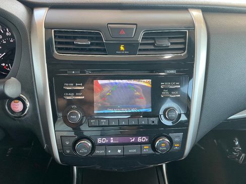 Used 2013 Nissan Altima 2.5 SL image 32