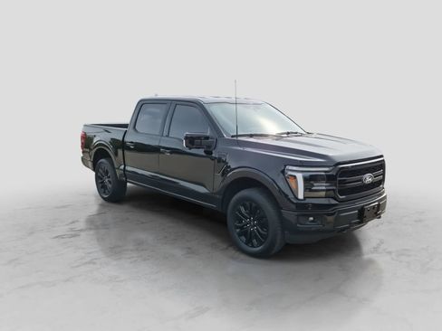 Used 2025 Ford F150 Lariat w/ Equipment Group 501A Mid AWD/4WD image 2