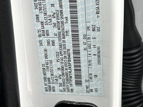 Certified 2025 Ford F150 Raptor w/ Equipment Group 803A Raptor R AWD/4WD image 33