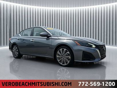 Used 2023 Nissan Altima 2.5 SL