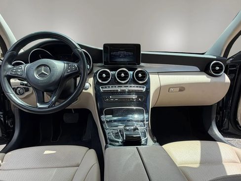 Used 2016 Mercedes-Benz C 300 4MATIC Sedan image 9