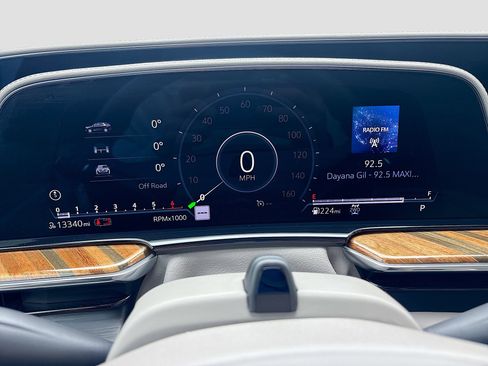 Used 2023 Cadillac Escalade ESV Sport Platinum w/ LPO, ONYX Package image 42