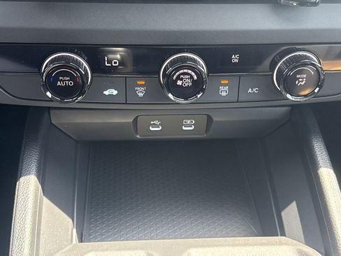 Used 2025 Honda Accord LX image 29