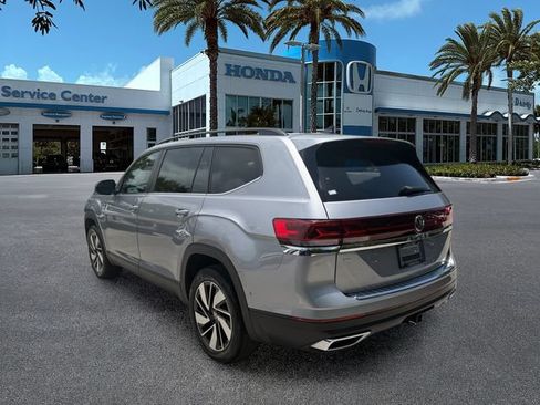 Used 2024 Volkswagen Atlas SE FWD image 6