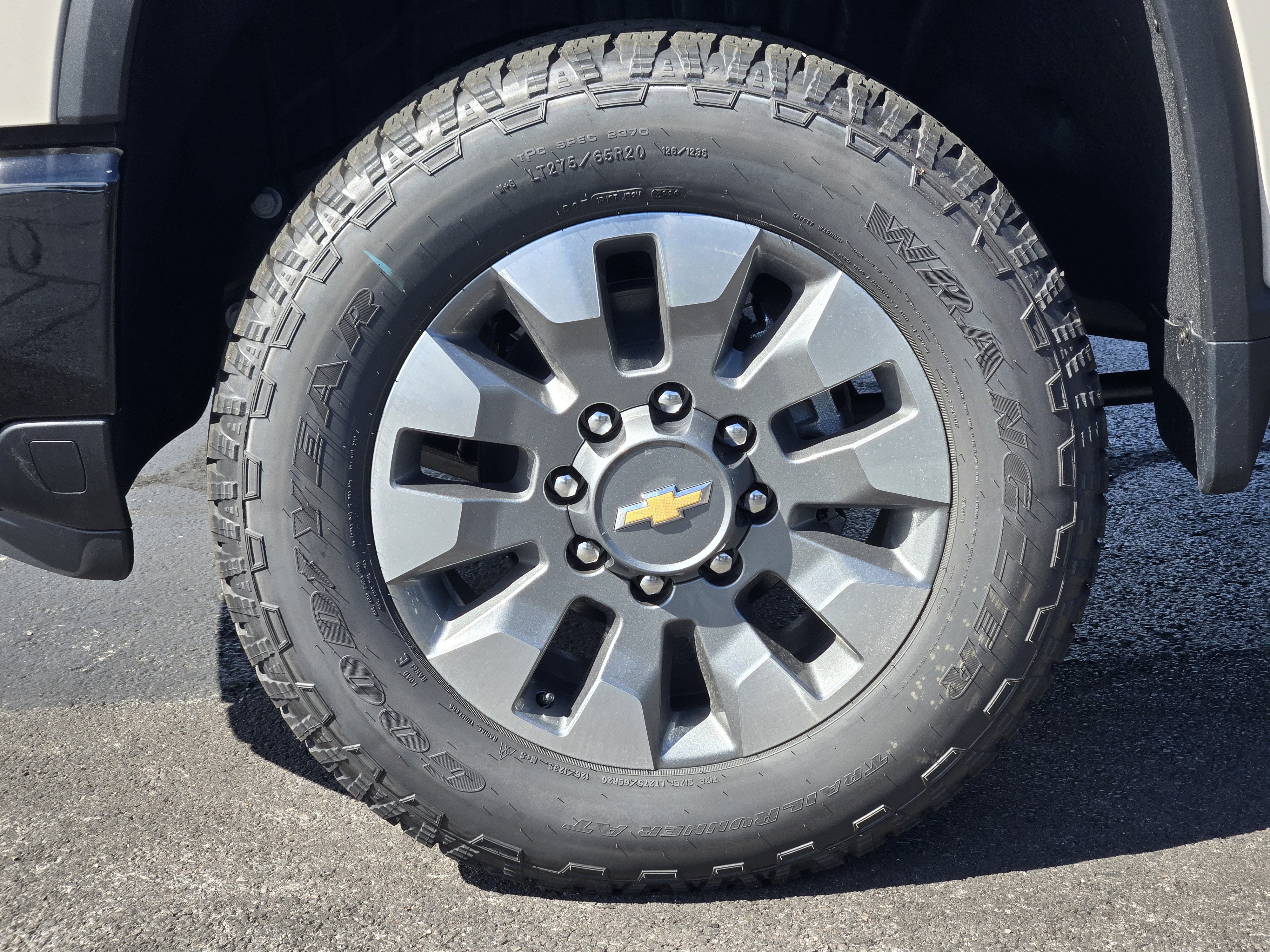 New 2026 Chevrolet Silverado 2500 Custom w/ Custom Value Package AWD/4WD image 10