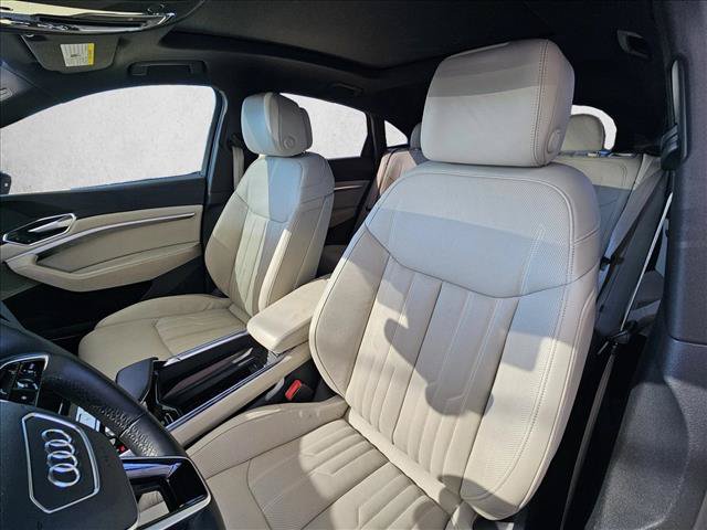 Certified 2023 Audi e-tron Prestige w/ Prestige Package AWD/4WD image 9