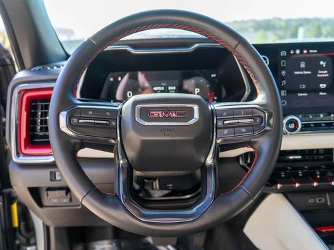 Used 2023 GMC Canyon AT4X AWD/4WD image 15