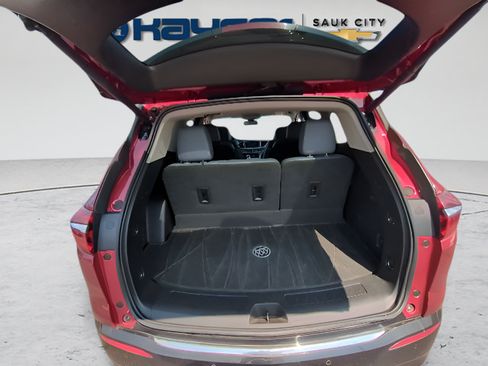Used 2021 Buick Enclave Premium w/ Sun and Sites Package FWD image 23
