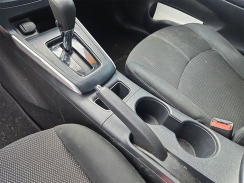 Used 2018 Nissan Sentra S image 10