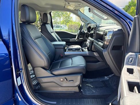 New 2026 Ford F250 Lariat w/ Black Appearance Package AWD/4WD image 5