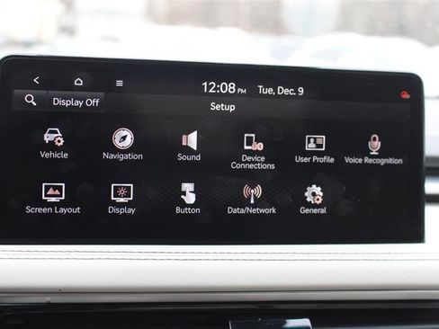 Used 2024 Genesis G70 2.5T image 18