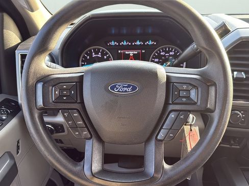 Used 2020 Ford F250 XLT w/ XLT Premium Package AWD/4WD image 13