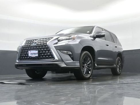 Used 2023 Lexus GX 460 Luxury w/ Sport Design Package AWD/4WD image 51