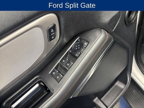 Used 2025 Ford Expedition Active AWD/4WD image 13