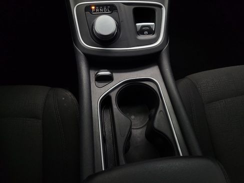 Used 2016 Chrysler 200 LX image 26