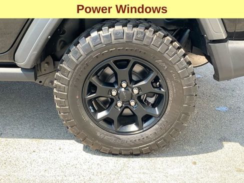 Used 2021 Jeep Wrangler Unlimited Sport image 9