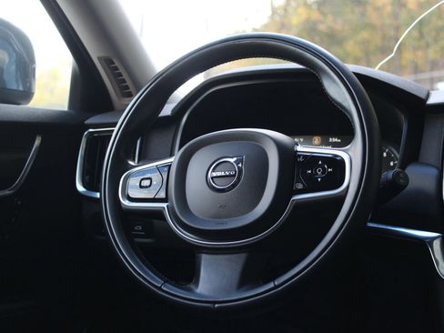 Used 2019 Volvo V90 T6 Cross Country w/ Advanced Package image 20