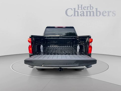 Used 2026 Chevrolet Silverado 1500 LT AWD/4WD image 8