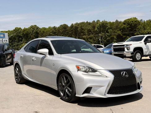 Used 2015 Lexus IS 250 w/ F-Sport Package RWD image 8