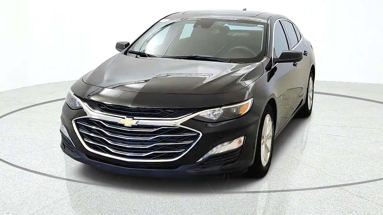 Used 2024 Chevrolet Malibu LT FWD image 3
