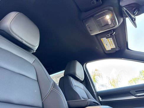 New 2026 GMC Terrain Elevation FWD image 17