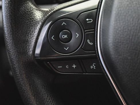 Used 2020 Toyota Camry LE FWD image 24