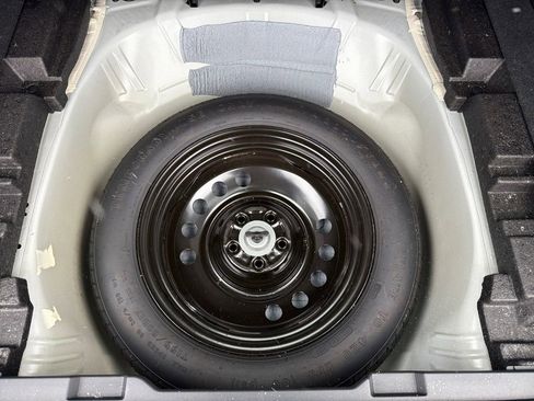 Used 2021 Subaru Outback Limited XT image 32