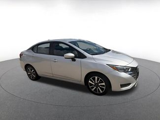 Used 2025 Nissan Versa SV FWD video 2