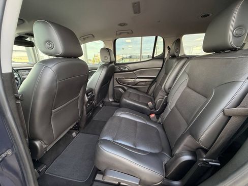Used 2018 GMC Acadia SLT AWD/4WD image 9