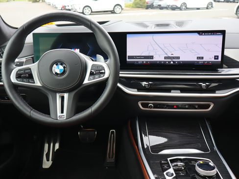 Used 2025 BMW X7 M60i AWD/4WD image 20