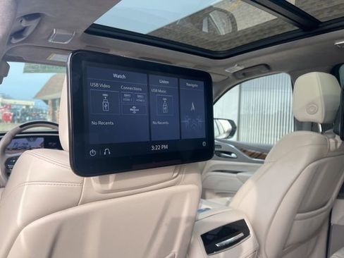 Certified 2021 Cadillac Escalade ESV Sport Platinum image 21