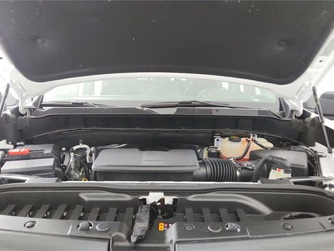 Used 2025 Chevrolet Silverado 1500 RST w/ Convenience Package II AWD/4WD image 34