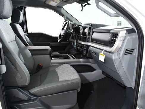 New 2026 Ford F350 XLT w/ 360-Degree Camera Package AWD/4WD image 10