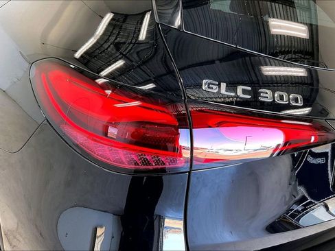 New 2026 Mercedes-Benz GLC 300 image 14