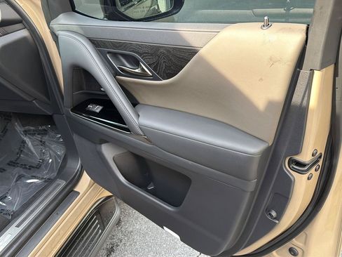 Certified 2025 Lexus LX 700h Overtrail AWD/4WD image 15