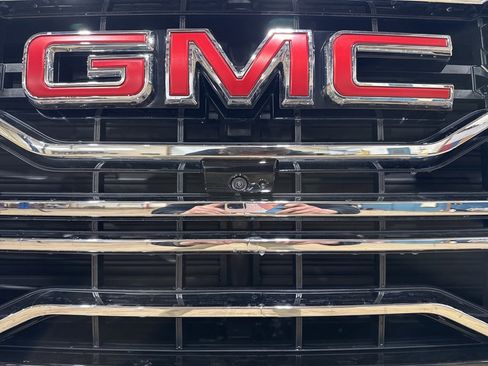 New 2026 GMC Sierra 1500 SLT w/ SLT Premium Plus Package image 11
