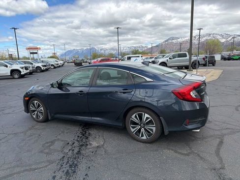 Used 2017 Honda Civic EX-T image 10