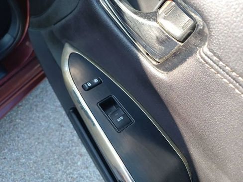 Used 2013 Toyota Avalon XLE Touring image 23