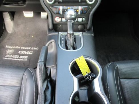 Used 2021 Ford Mustang GT Premium w/ Equipment Group 401A image 19