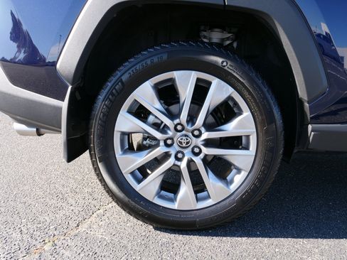 Used 2025 Toyota RAV4 Limited image 10